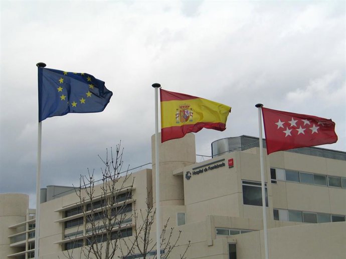 Archivo - Fachada del Hospital de Fuenlabrada