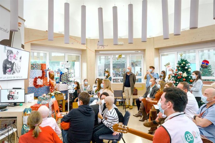 Fiesta en la escuela de Oncohematología.