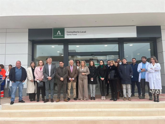 Inauguración del consultorio de Santo Tomé.