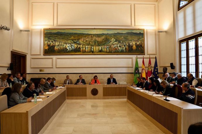 El pleno de la Diputación de Toledo aprueba los presupuestos para 2026.