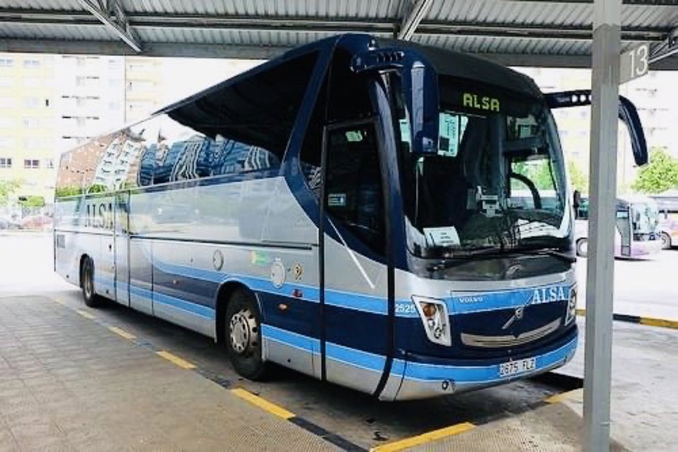 Archivo - Autobús Alsa.- Archivo