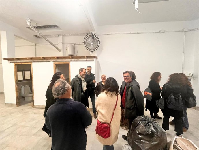 Taller de artistas en Paiporta.