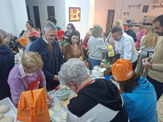 Taller de pan artesanal en Purchena (Almería).