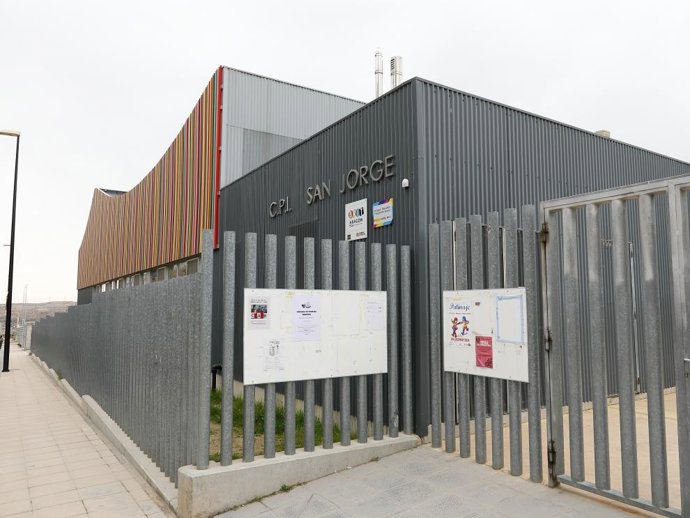 El CPI San Jorge, en el barrio de Valdespartera, es uno de los 15 centros que verá reforzado su personal no docente.