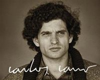 Moreno recuerda a Carlos Cano a los 25 años de su muerte: "Un poeta que dejó un hondo legado en el pueblo andaluz"