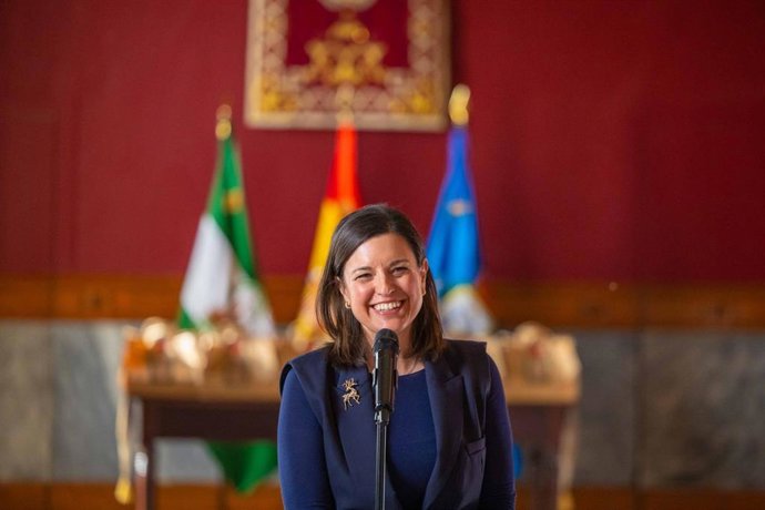 La alcaldesa de San Fernando (Cádiz), Patricia Cavada, hace balance del año 2025 en un desayuno navideño con los medios de comunicación.