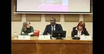 El Gobierno asegura que "nunca" se ha opuesto a la ILP de regularización y defiende su tramitación en el Congreso