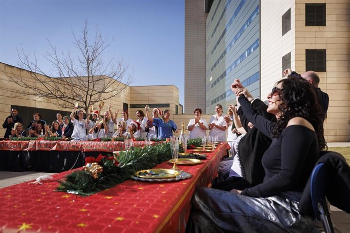 Felicitación del Clínico San Cecilio de Granada por la Navidad