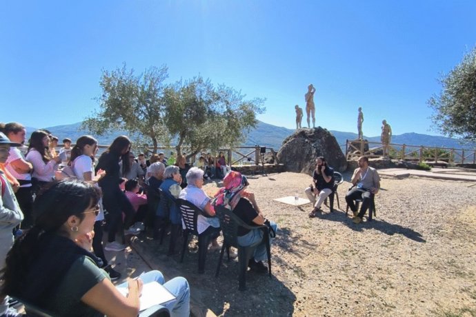 El Mirador de la Memoria de El Torno (Cáceres) contará con aparcamientos y un itinerario peatonal