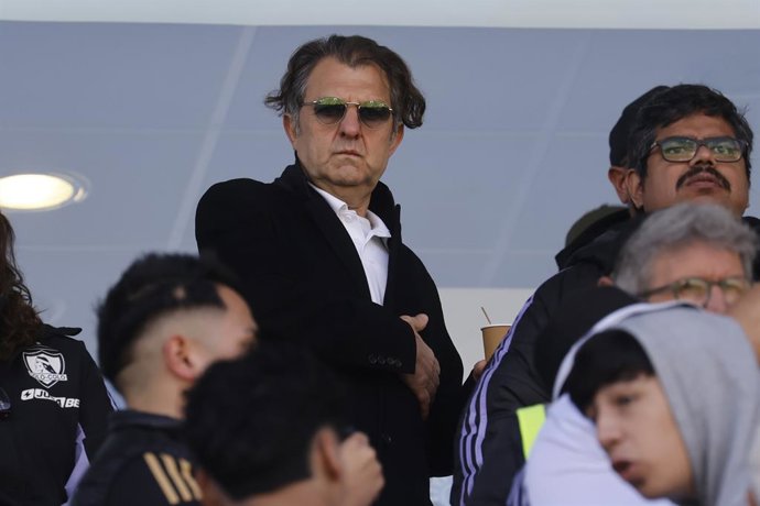 Futbol, Everton vs Colo Colo. Fecha 19, Liga de Primera 2025. El presidente de Blanco y Negro, Anibal Mosa, durante el partido de primera division entre Everton y Colo Colo realizado en el estadio Sausalito de Vina del Mar, Chile. 10/08/2025 Sebastian