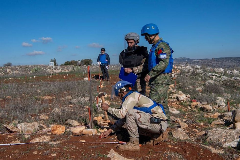 La FINUl entrega un campo minado despejado al Ejército libanés en el sur de Líbano