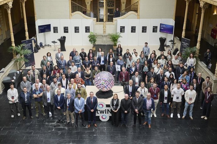 Asistentes al evento 'Legado TwIN – Gemelos digitales en Navarra'.