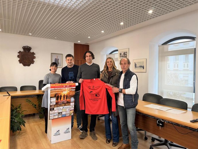 Presentación de la VIII San Silvestre Solidaria de Astillero