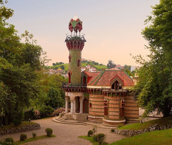 Archivo - Capricho de Gaudí en Comillas-ARCHIVO