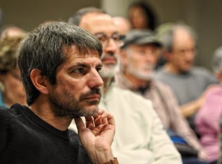 El ministro de Cultura, Ernest Urtasun, participa en un acto de Izquierda Unida para exponer el trabajo del ministerio de Cultura, a 10 de diciembre de 2025, en Valladolid, Castilla y León (España).