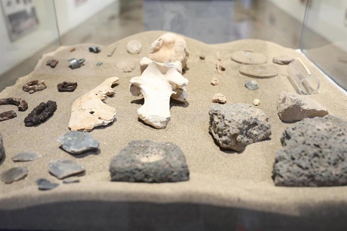 Una exposición ahonda en el pasado del Jable (Lanzarote) a través de décadas de investigación arqueológica
