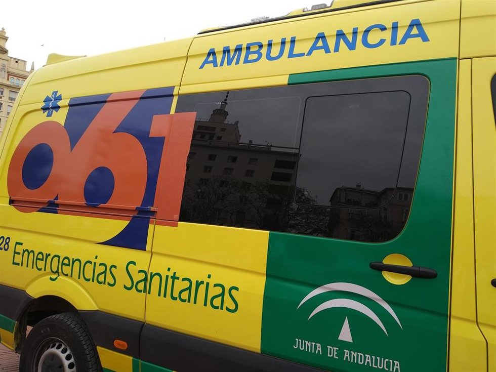 Archivo - Imagen de archivo de una ambulancia 061.