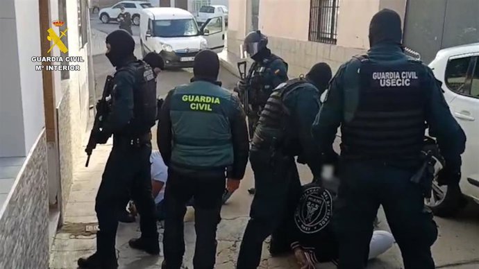 Agentes de la Guardia Civil.