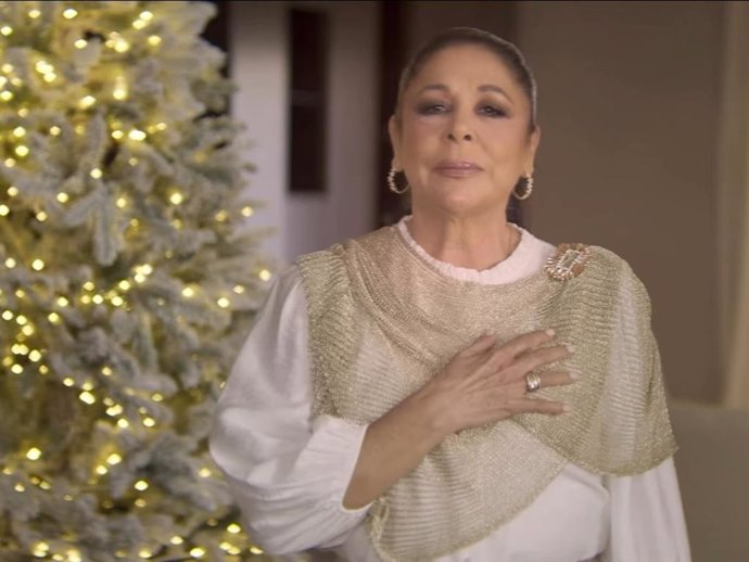 Isabel Pantoja se 'cuela' en redes sociales para felicitar la Navidad.