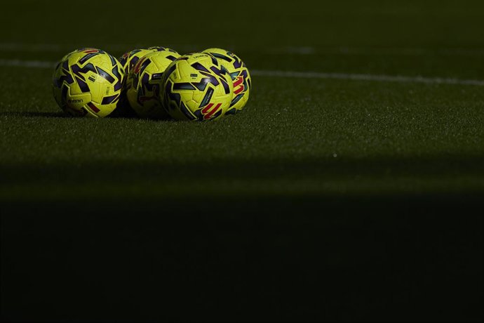A detail view of the official match ball prior to the LaLiga EA Sports match between Deportivo Alaves and RC Celta de Vigo at Mendizorrotza on November 22, 2025, in Vitoria, Spain.
