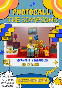 El sábado es el último día para disfrutar del 'photocall' del mítico sofá de la serie 'Los Simpson', ubicado en la calle Vicario 13 de El Puerto de Santa María (Cádiz).