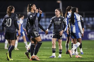 Iris Ashley celebra un gol con el Real Madrid en la Copa de la Reina.