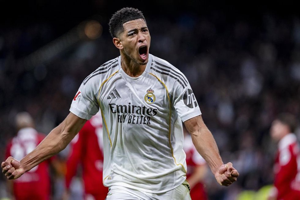Jude Bellingham celebra el 1-0 del Real Madrid ante el Sevilla en LaLiga EA Sports 25-26