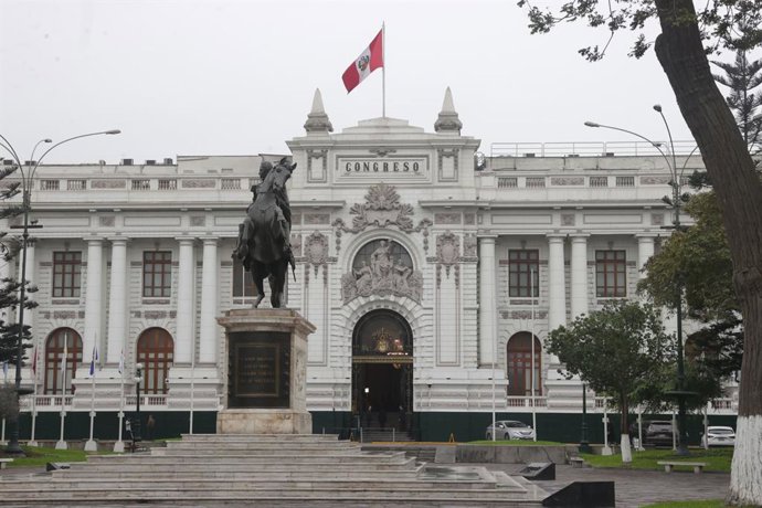 Fachada del Congreso de la República.