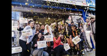 El sorteo de Navidad 2025 reparte este lunes 2.772 millones de euros en premios, 70 millones más