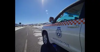 El dispositivo de seguridad para acceder al Teide tras la nevada registra más de 2.100 visitantes en la primera jornada