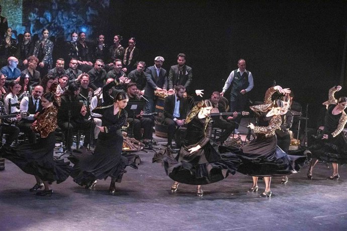 Zambomba flamenca 'Chanqueños pa' Belén en Familia' en el Auditorio Maestro Padilla de Almería.