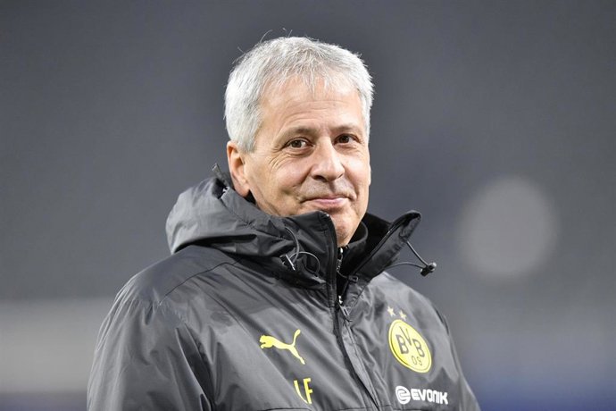 Archivo - Lucien Favre durante su etapa en el Borussia Dortmund