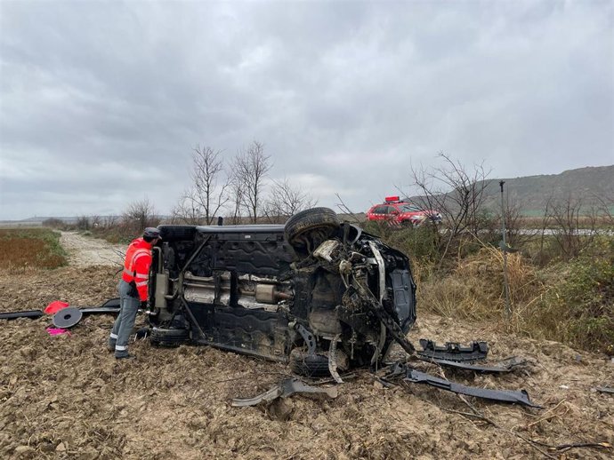 Imagen del vehículo accidentado en Murillo el Fruto.