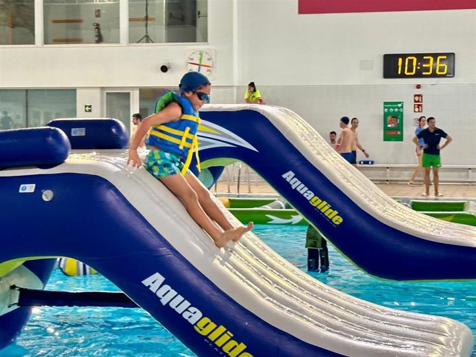 Son Moix reúne a más de 500 participantes en la primera jornada de las Fiestas Acuáticas de Navidad