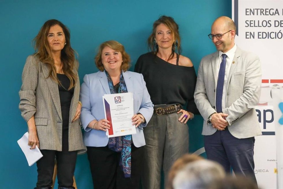La editorial de la Universidad de Huelva (UHU) ha sido reconocida con la obtención de un sello de Calidad en Edición Académica (CEA-APQ) por la monografía 'Dallarcheologia alla tutela. La Chiesa di Santa Maria dei Greci', de Simona Sanzo.