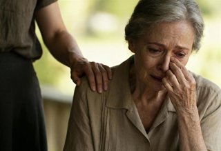 Imagen de archivo de persona mayor.