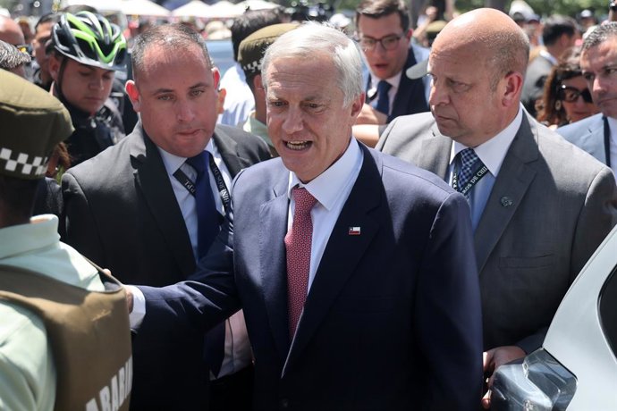 Santiago 19 de Diciembre 2025. El Presidente electo José Antonio Kast, junto a su esposa Pía Adriasola, asiste a la Misa por los 100 años de la Coronación de la Virgen del Carmen Javier Torres/Aton Chile
