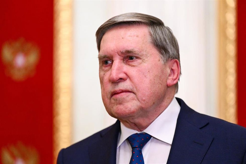 El asesor de la Presidencia rusa Yuri Ushakov