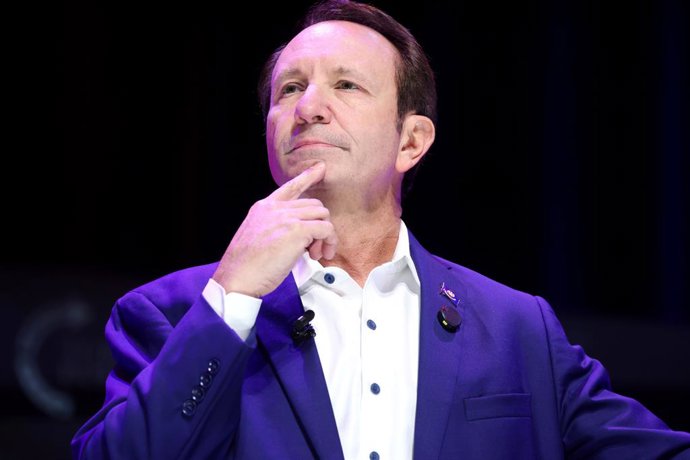 Archivo - October 27, 2025, Baton Rouge, Louisiana, USA: Governor JEFF LANDRY speaking to attendees at an event at River Center Theatre at Louisiana State University in Baton Rouge.