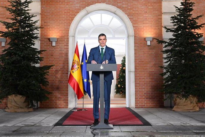 El presidente del Gobierno, Pedro Sánchez, durante una declaración institucional, en el Palacio de la Moncloa, a 22 de diciembre de 2025, en Madrid (España).  