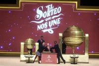 El vendedor de 9 décimos del quinto premio del Sorteo de Navidad en Palma: "Muy contentos, estamos para repartir"