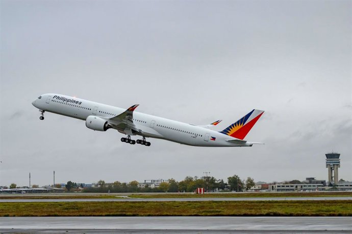 Phillippine Airlines recibe su primer Airbus A350-1000.