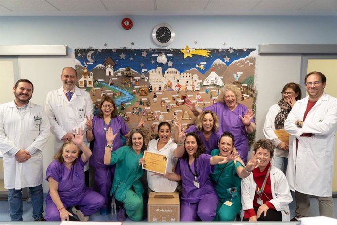 El Paritorio del Hospital Universitario Juan Ramón Jiménez de Huelva se alza con el primer premio del tradicional concurso de belenes y decoración navideña.