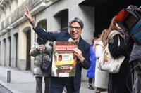 Tercera celebración para Raquel: su cumpleaños, su jubilación y la venta del segundo premio íntegro