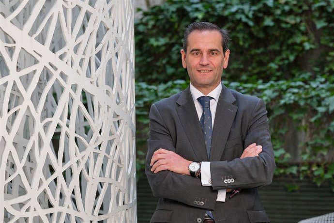 Archivo - José Ángel López Palomo, nuevo director de compensanción y beneficios de Santalucía.