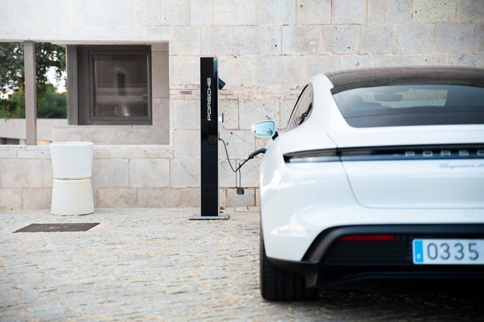 Archivo - Cargadores de Porsche