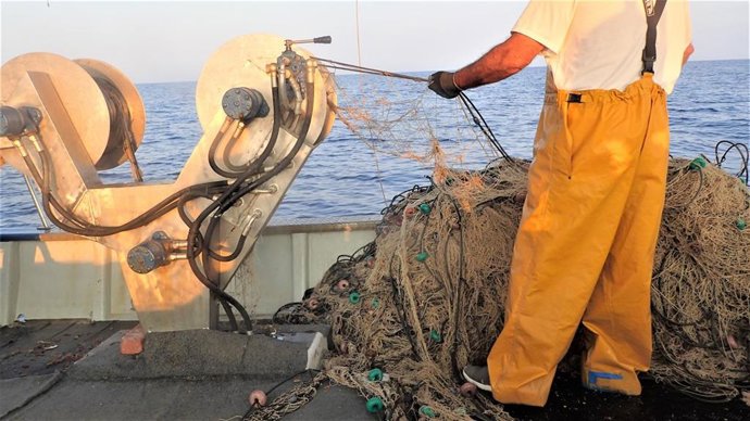 Un pescador en Baleares.
