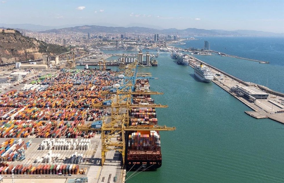 Vista aérea del Puerto de Barcelona