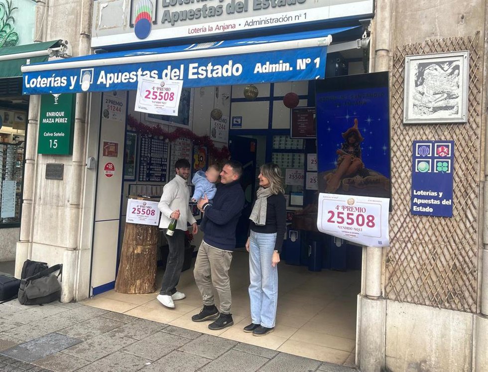 Administración de Lotería Número 1 de Santander, La Anjana, que ha vendido 10 décimos del segundo cuarto premio, por valor de 200.000 euros