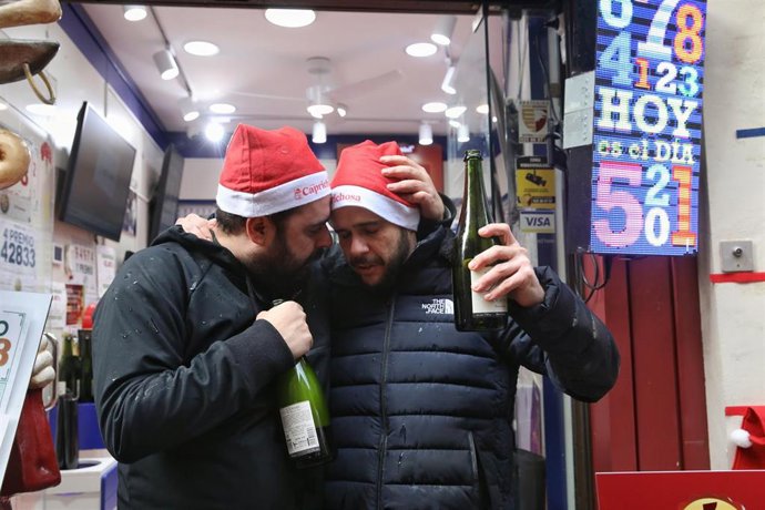 'La Caprichosa' De Toledo Sigue Haciendo "Feliz A La Gente" Con Un Quinto Premio: "No Es Solo Suerte"